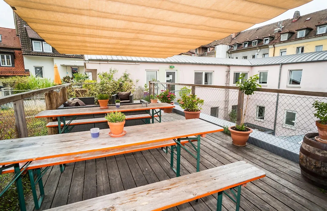 Babelfish Hostel-1